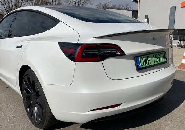 Tesla Model 3 cena 182500 przebieg: 18850, rok produkcji 2021 z Wrocław małe 631